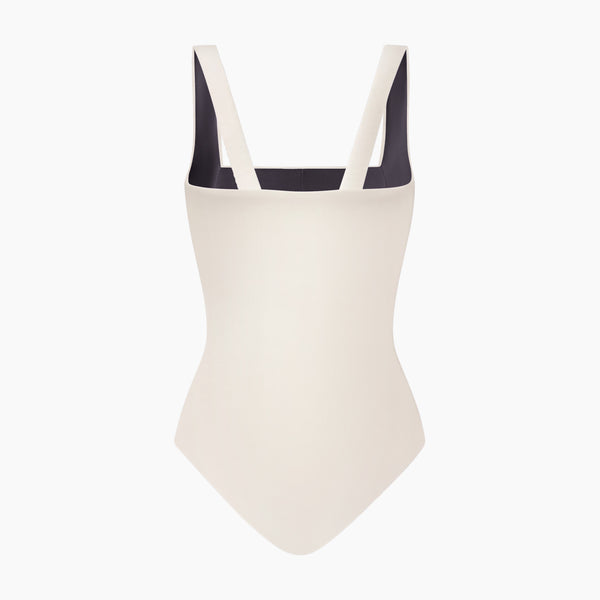 #Studio Luxe M - Alabaster#Studio Luxe R - Jet