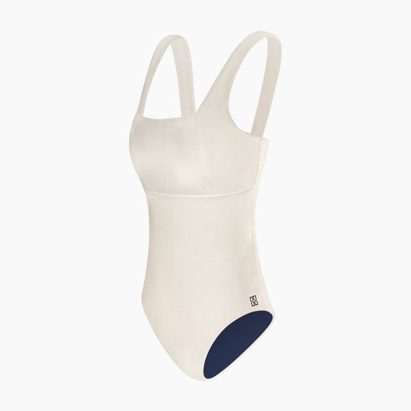 #Studio Luxe M - Alabaster#Studio Luxe R - Ultramarine