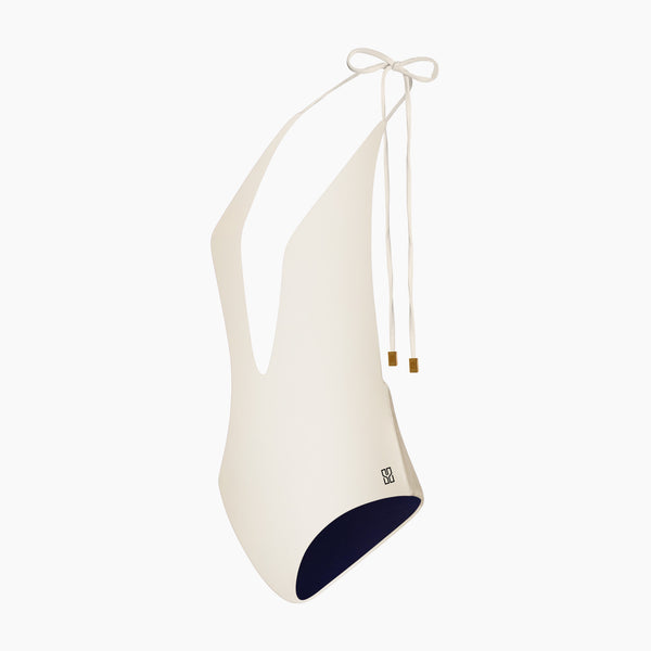 #Studio Luxe M - Alabaster#Studio Luxe R - Ultramarine